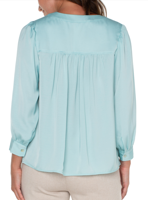LM8B72PS3 - V-Neck Popover Woven Blouse