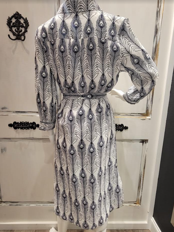 6160107 - Peacock Feather Print 3/4 Sleeve Dress