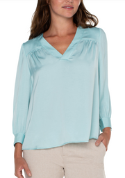 LM8B72PS3 - V-Neck Popover Woven Blouse