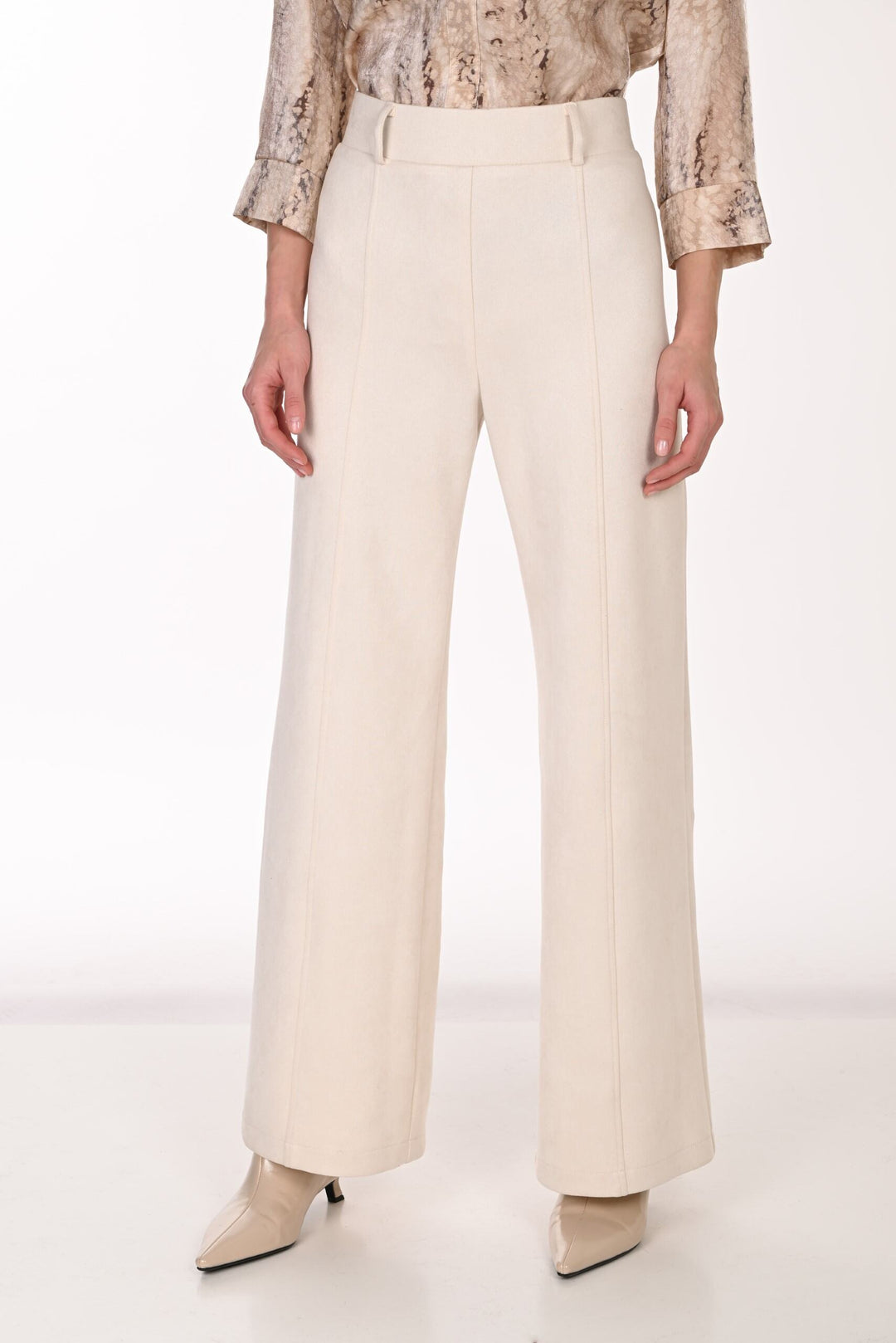 263379 - Wide Leg Suede Pants w/ Chain Belt-04-Bottoms-Frank Lyman-Krista Anne's Boutique, Women's Fashion and Accessories Located in Oklahoma City, OK and Black Mountain, NC